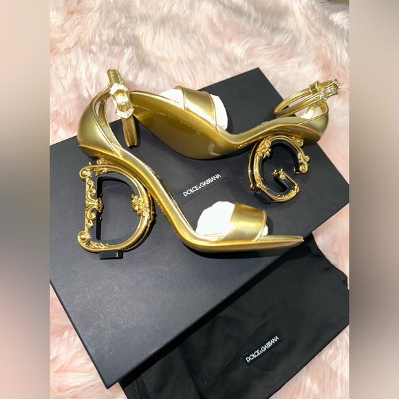 DOLCE & GABBANA Sculpted-Heel Metallic Leather sandals - Picture 11 of 16